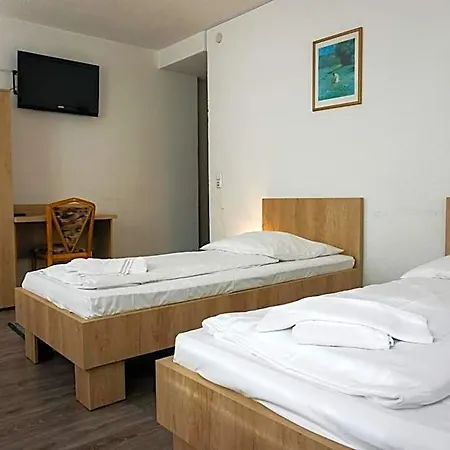 Kreuz Hotel